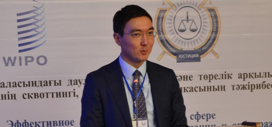 АДГС о членстве вице-министра Мадалиева в Нью-Йоркской коллегии адвокатов: Это запрещено